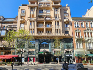 Nagymező utca-budapest-vi-kerulet-nagymezo-utca_2.jpg