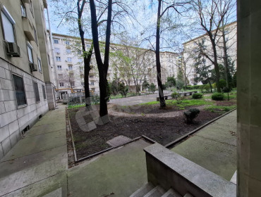Honvéd tér-budapest-v-kerulet-honved-ter_12.jpg