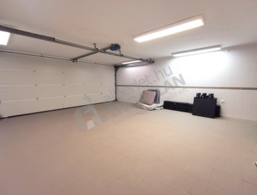 Verecke út-budapest-ii-kerulet-verecke-ut_27.jpg