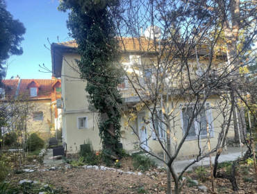 József Attila útja