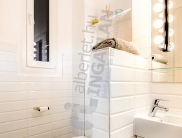 Kossuth Lajos utca-budapest-v-kerulet-kossuth-lajos-utca_17.jpg