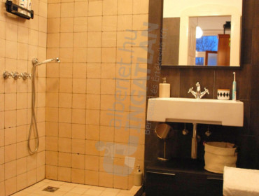 Szentkirályi utca-budapest-viii-kerulet-szentkiralyi-utca_13.jpg