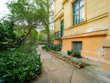Andrássy út-budapest-vi-kerulet-andrassy-ut_15.jpg